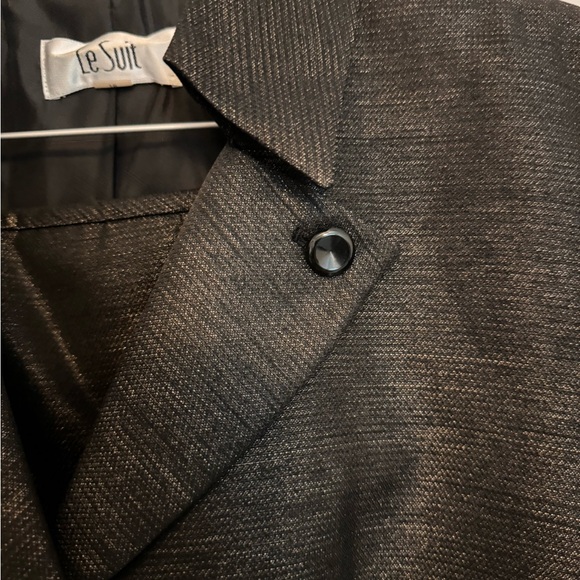 Le Suit 2-pc. Knee Length Skirt Suit - Picture 3 of 4